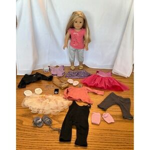 American Girl Isabelle Palmer Doll 2014 GOTY with Performance Outfits & Access.